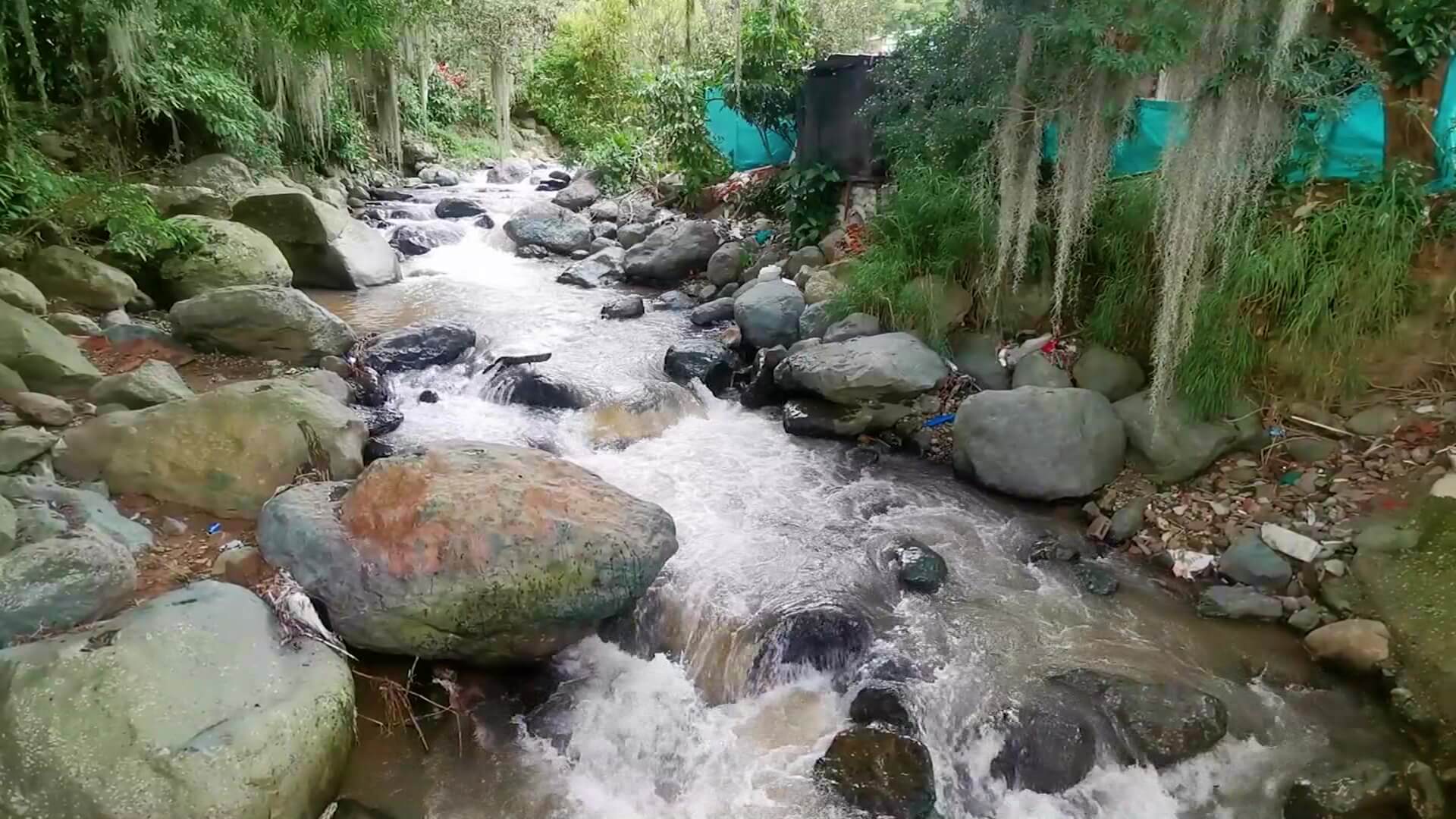 Alertas para quienes practican senderismo