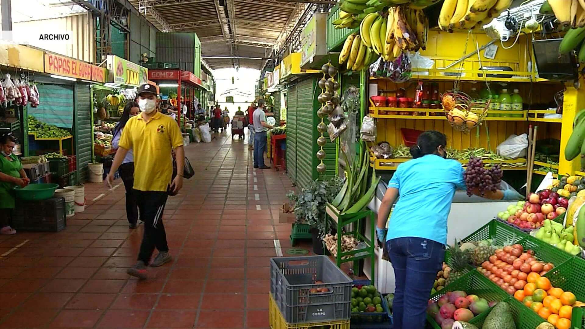 Disminuye la venta de alimentos y víveres