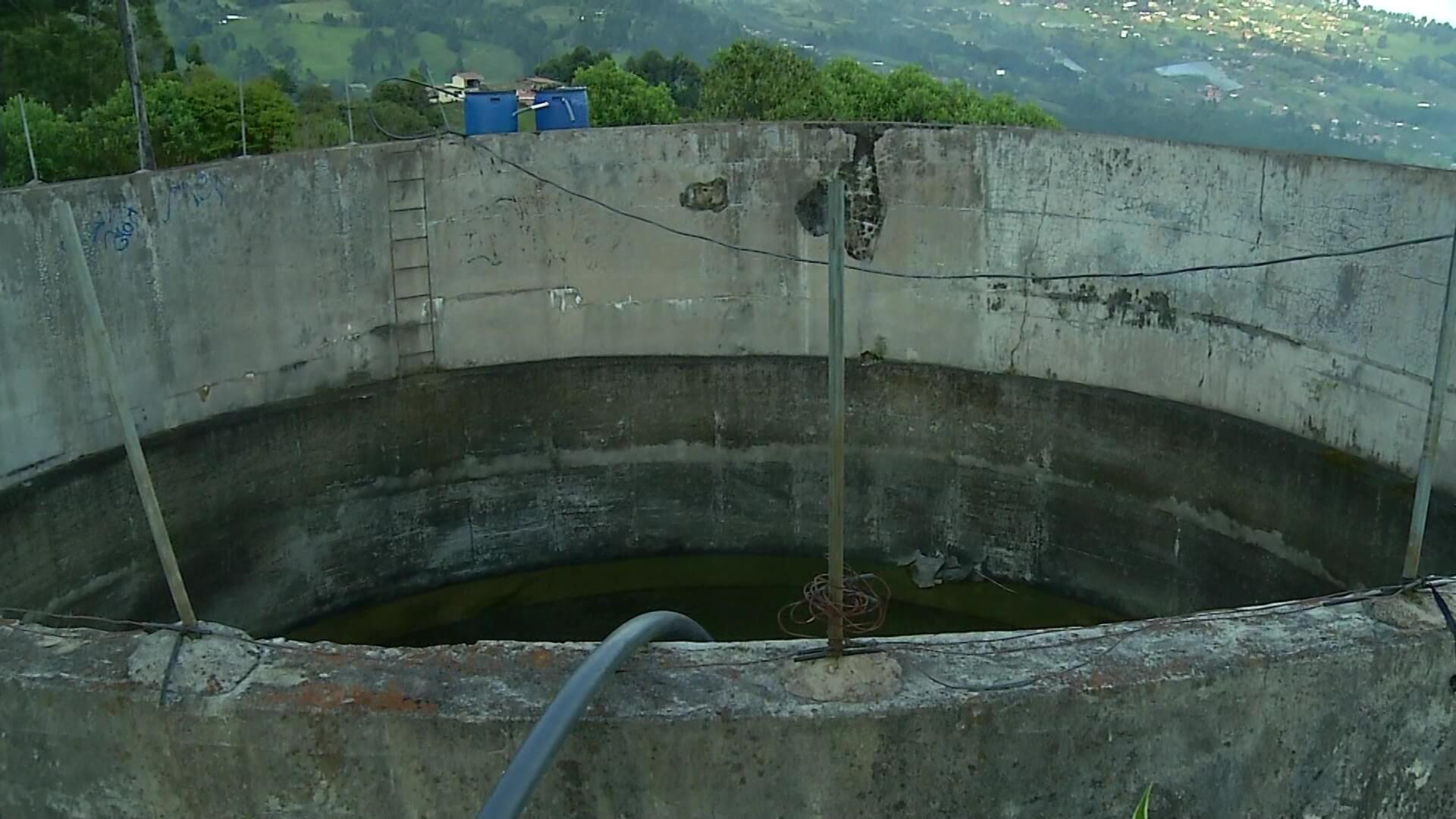 Dos semanas sin agua en San Critóbal