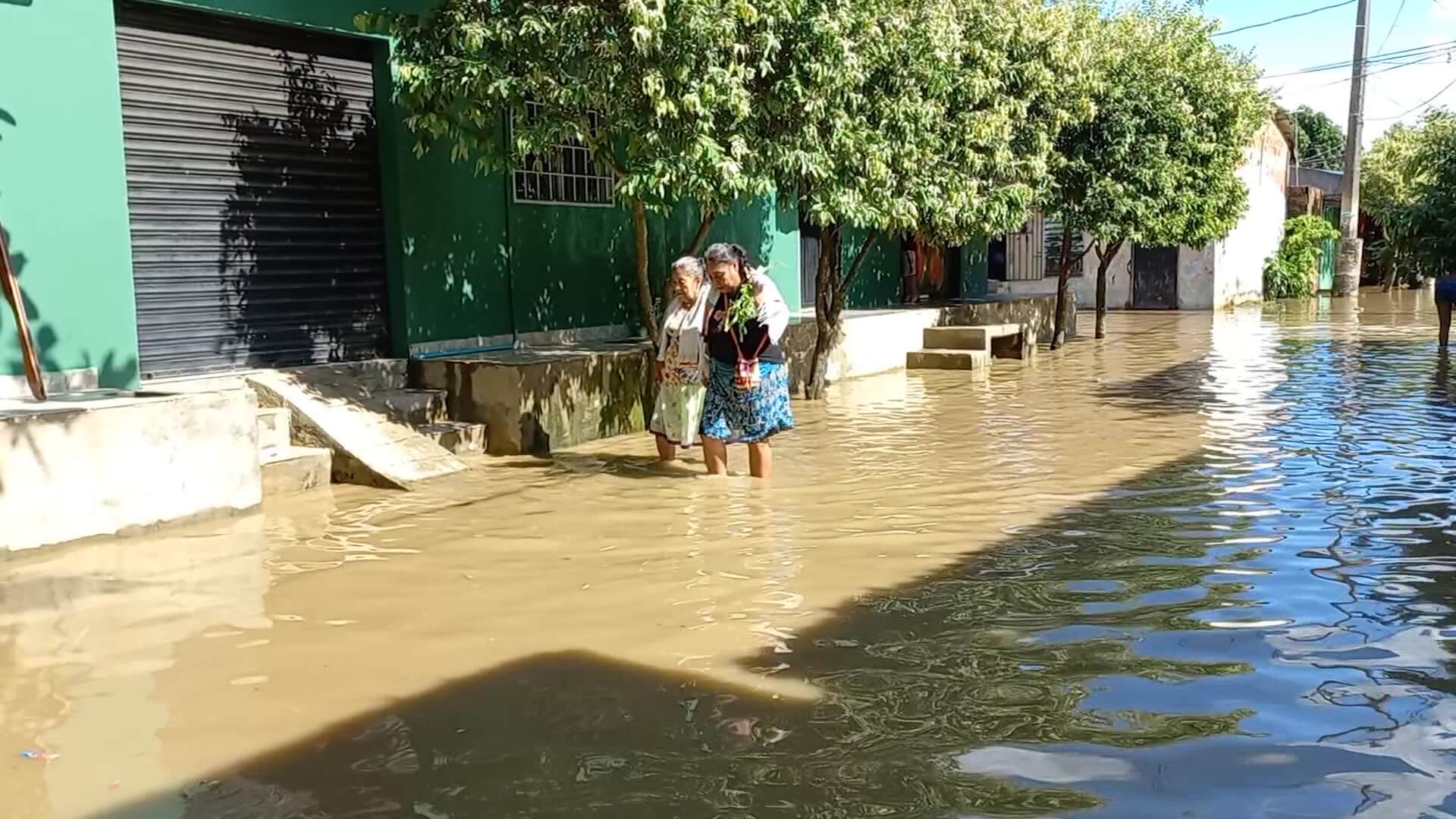 Más de cinco mil afectados por inundaciones