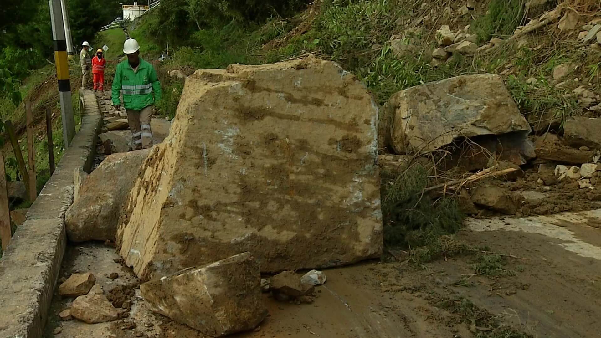 Vía de Santa Elena estará cerrada mínimo dos días