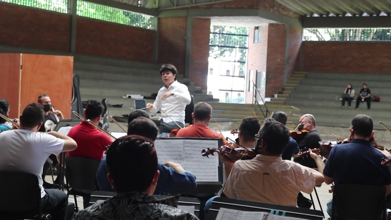 Director de orquesta Sebastián Almánzar está en la ciudad
