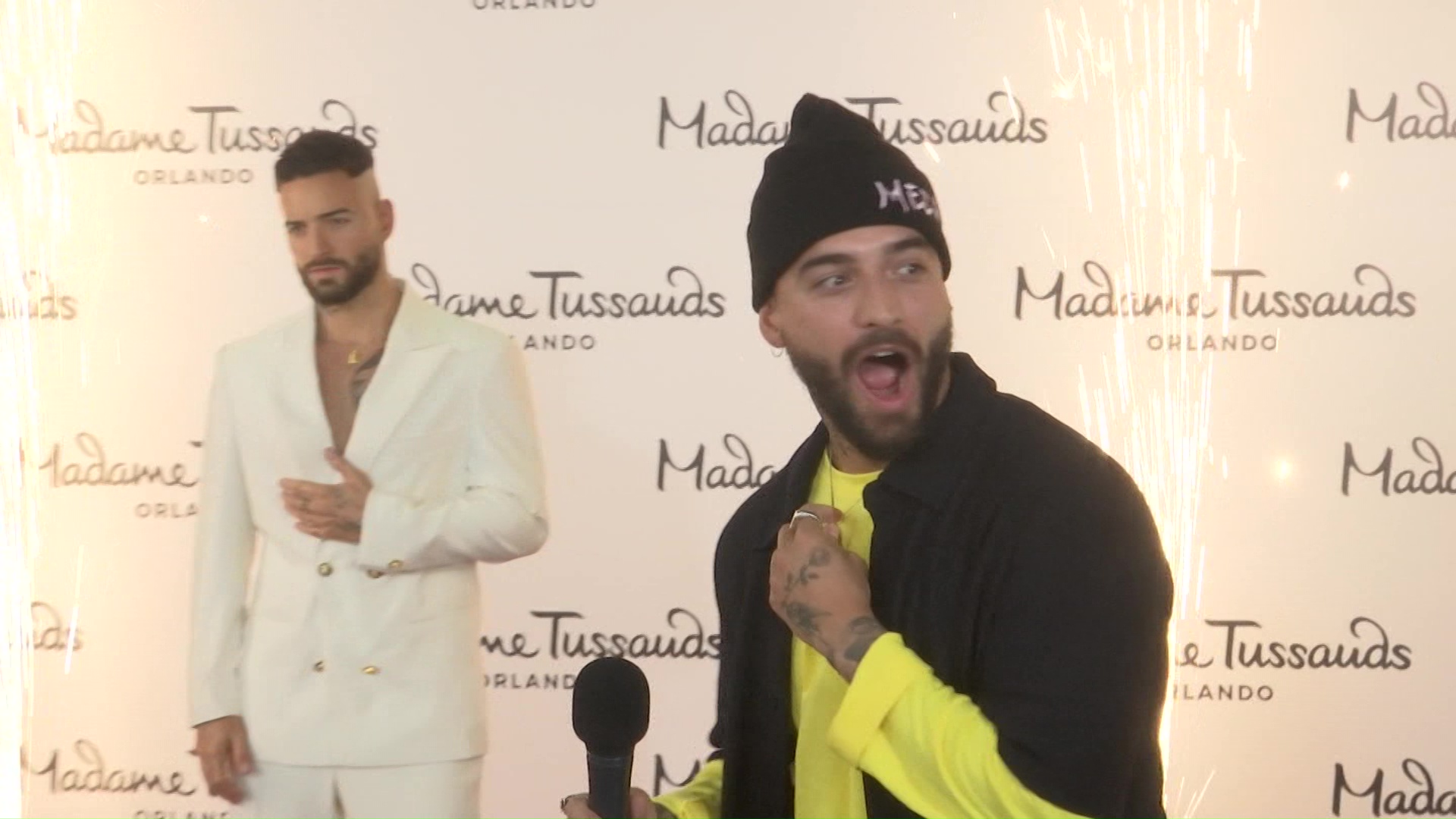 Revelan figura de cera del cantante Maluma