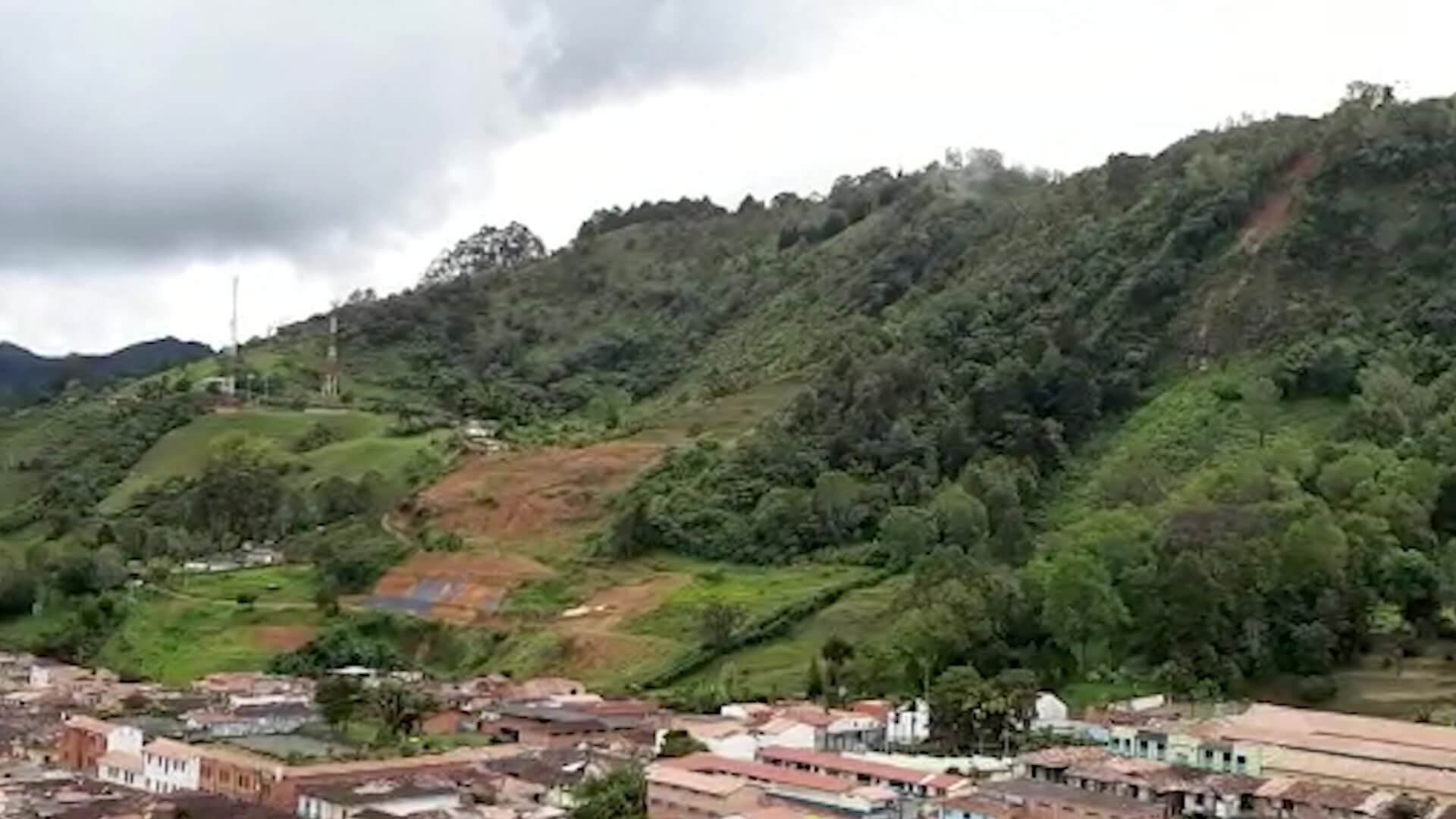 Temen derrumbe de cerro Las Nubes como hace 30 meses