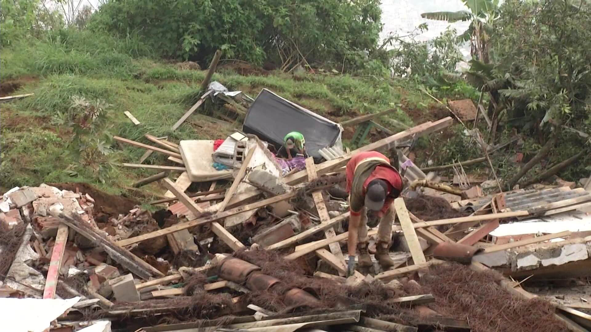 Cinco viviendas en pérdida total en Llanaditas