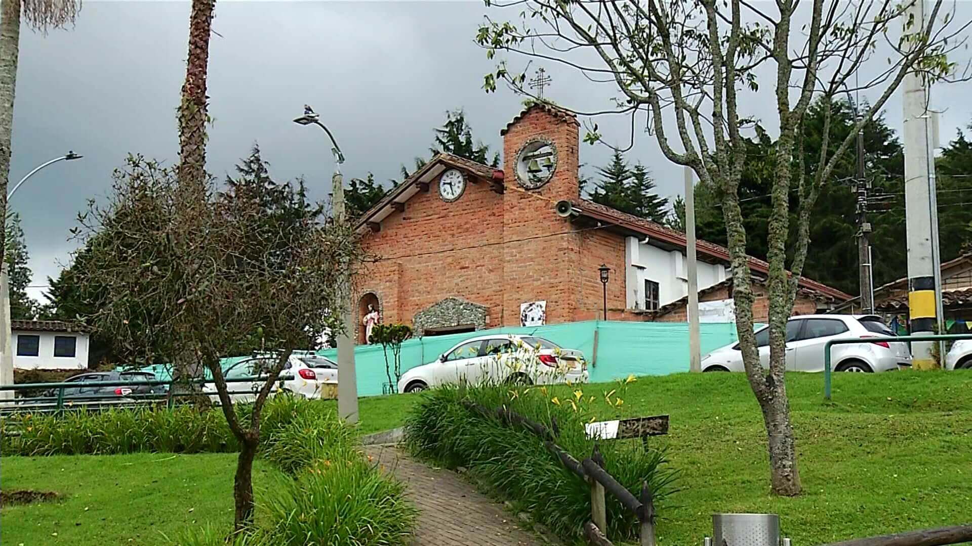 Demolerán el templo de Santa Elena