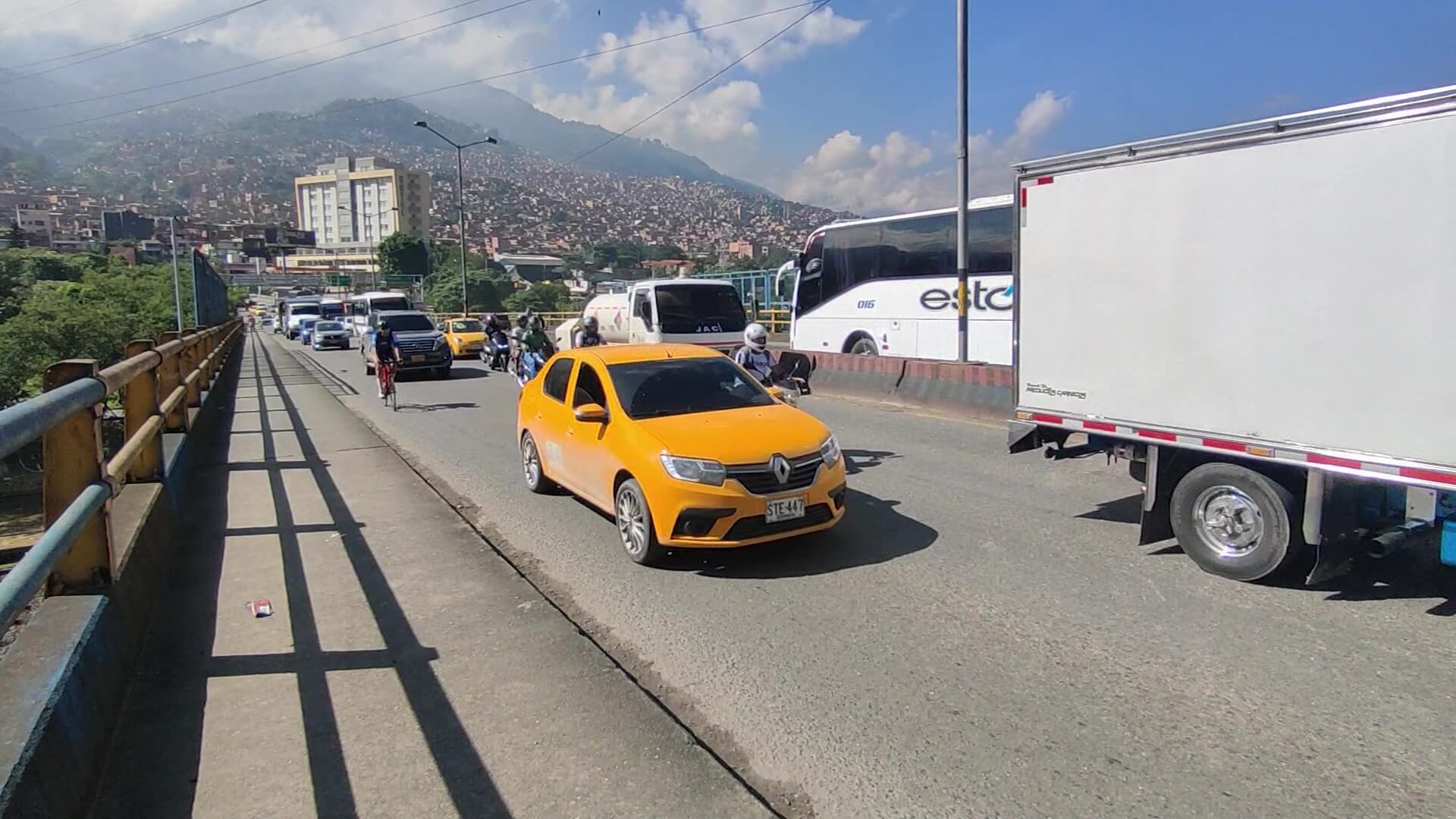 Mañana regresa el pico y placa al Valle de Aburrá