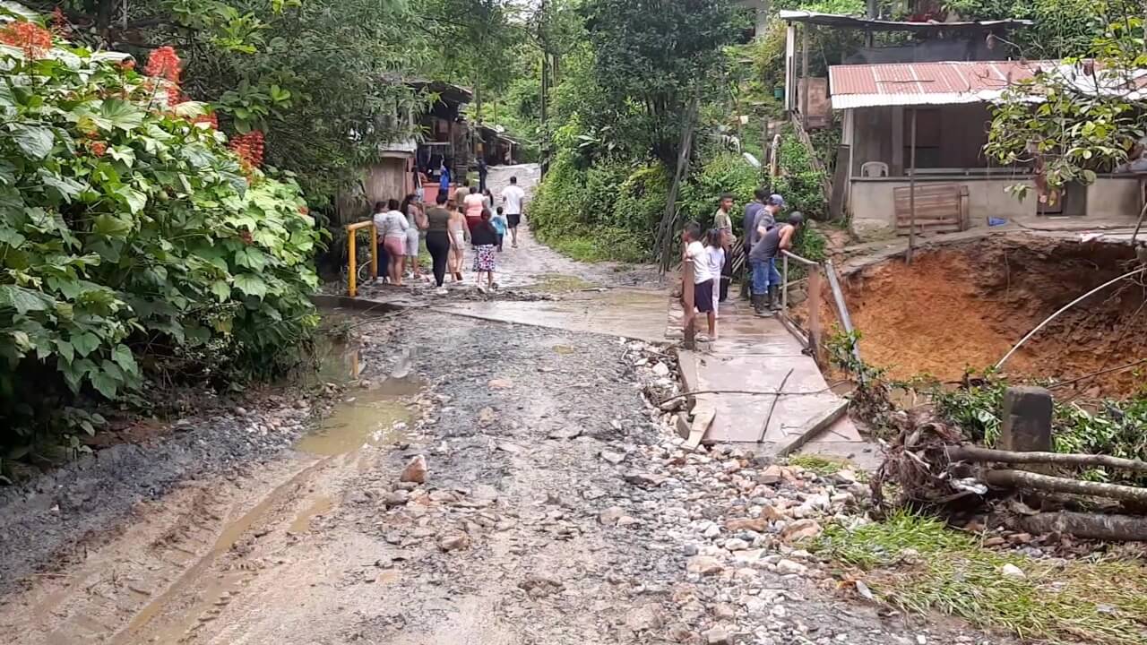 Niña de 12 años murió por un alud de tierra