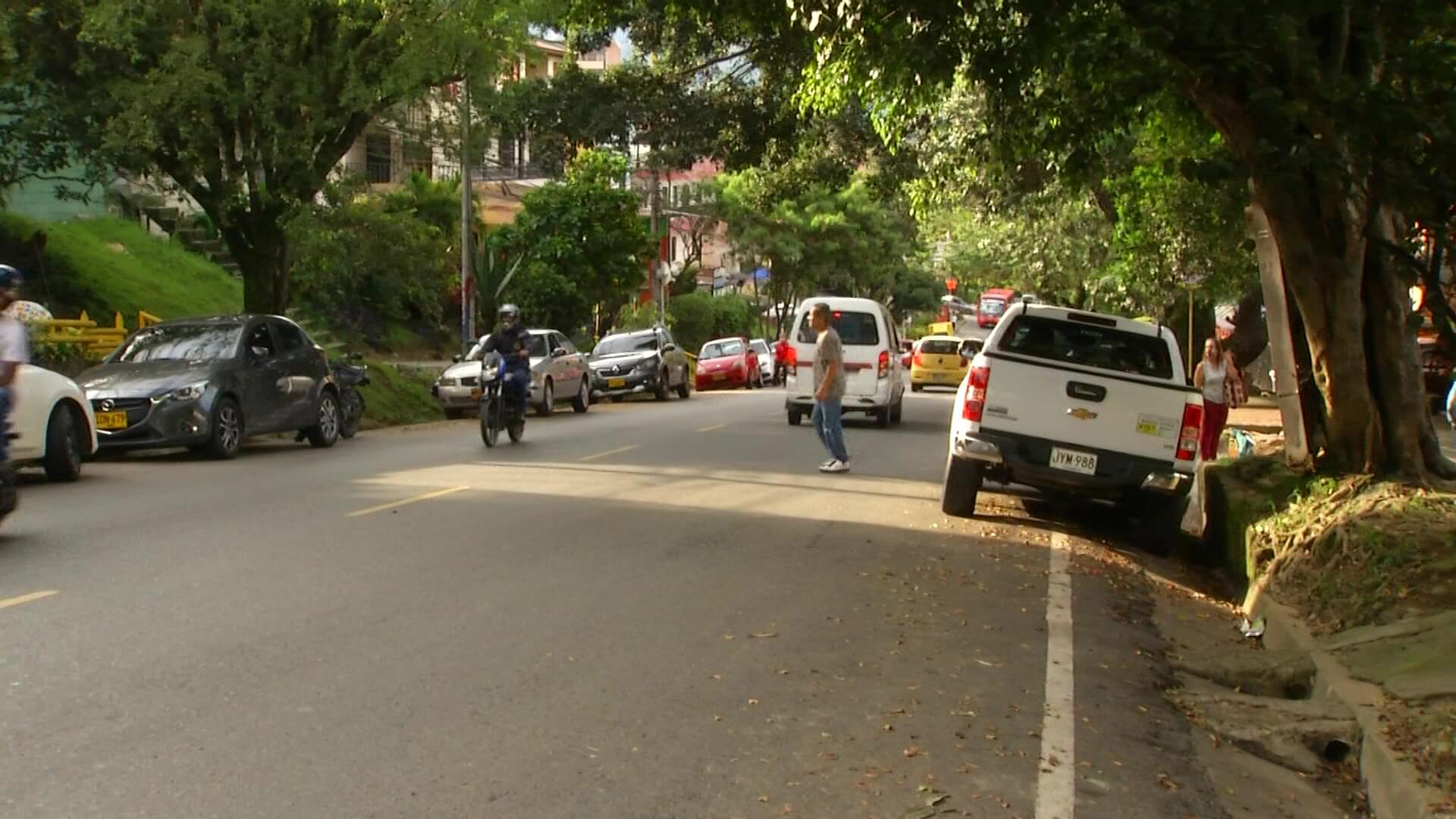 Sanciones para los mal parqueados en la 65