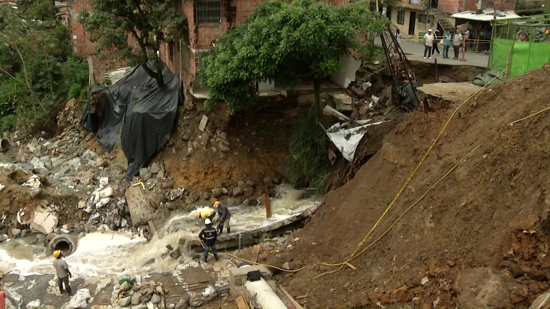 4.217 quebradas en riesgo por fuertes lluvias