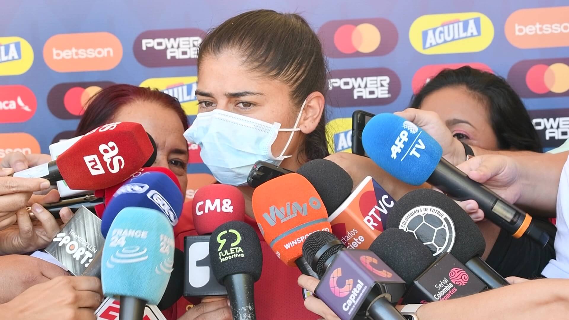 Catalina Usme superó su lesión y estará ante Brasil