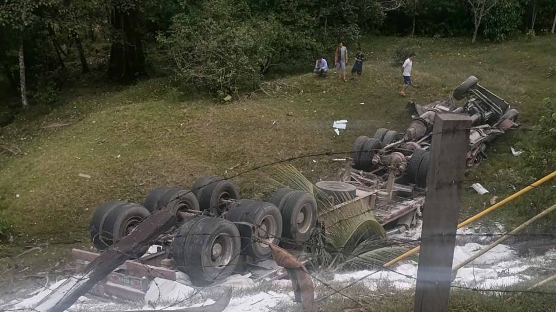Cuatro muertos dejó accidente de camión