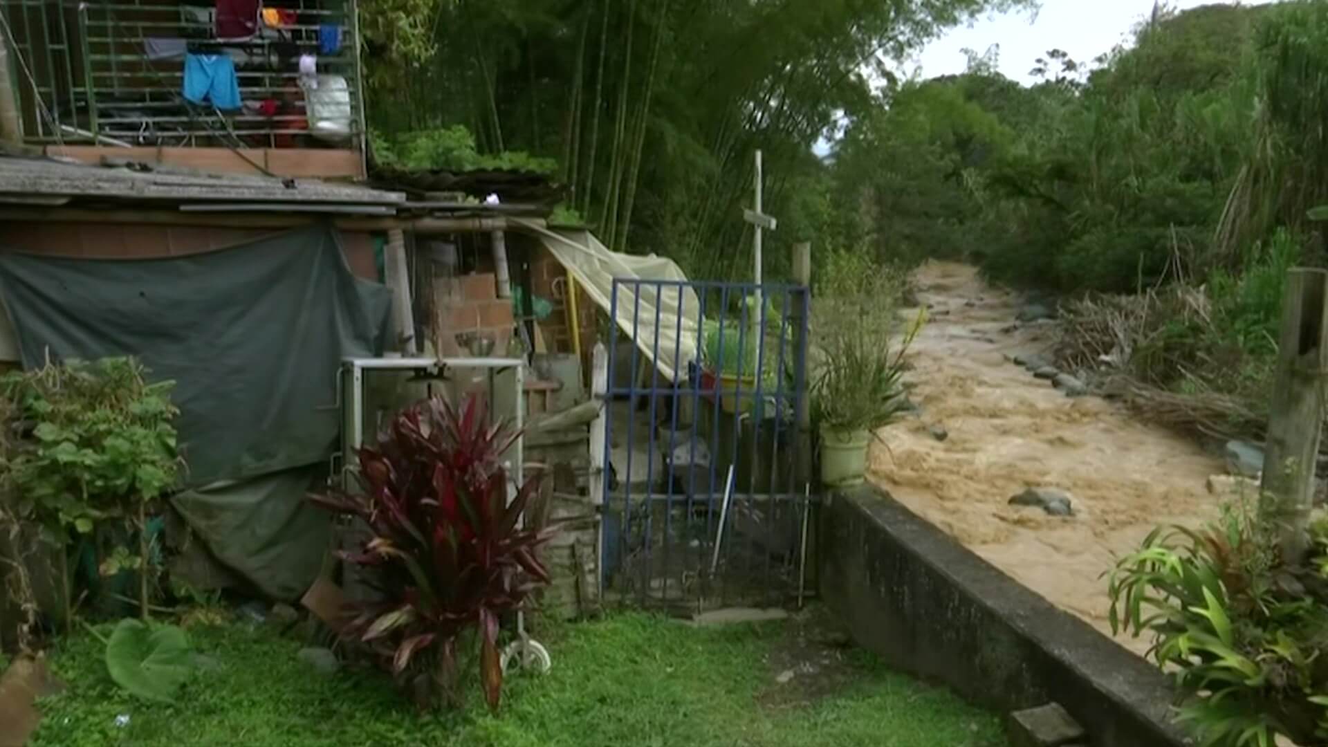 Evacuadas 58 viviendas en San Antonio de Prado