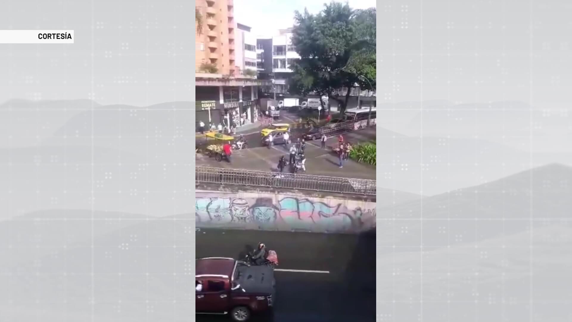 Fuerte golpiza a guarda de tránsito