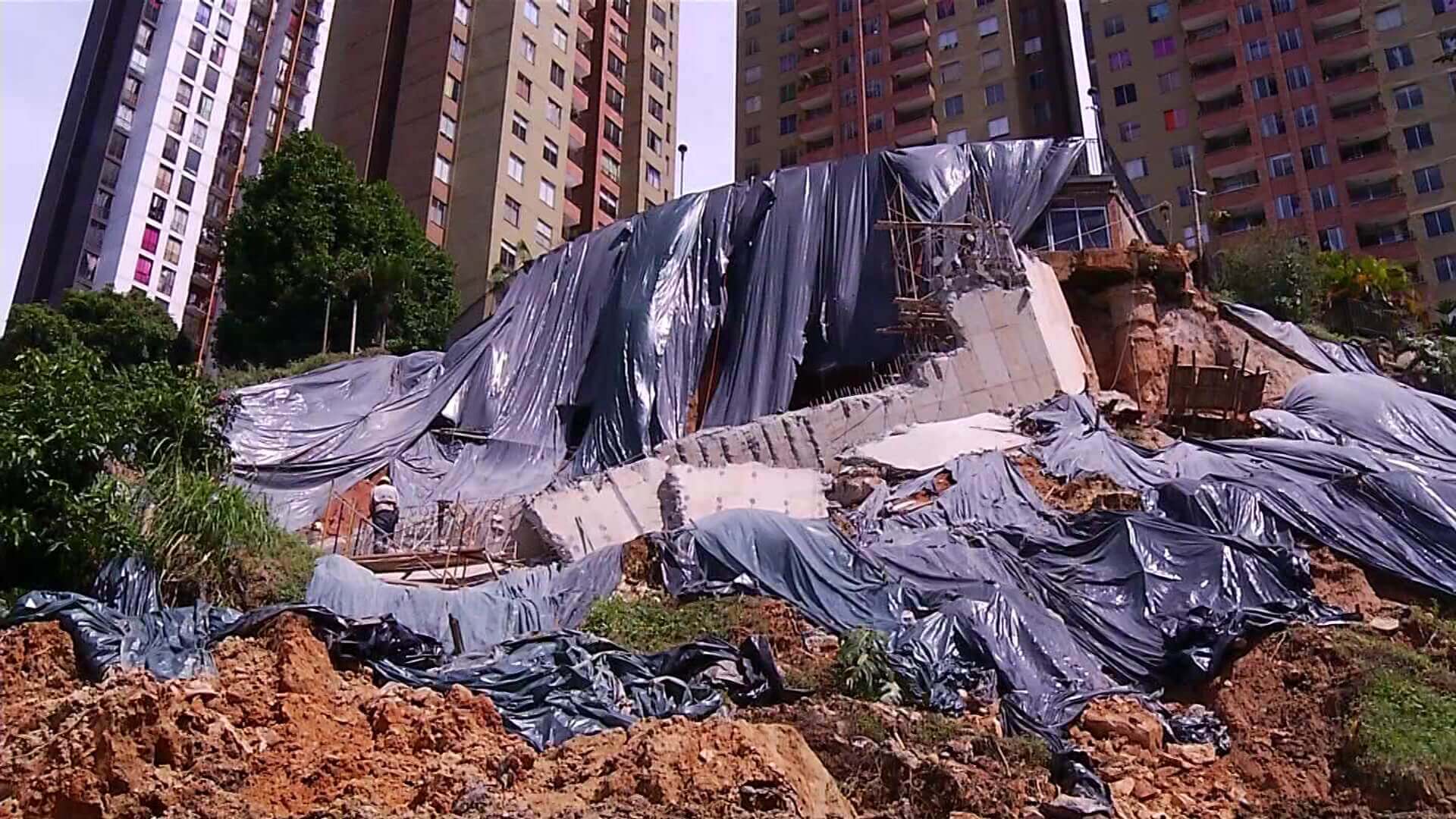 La demolición del muro tiene un avance del 80 %