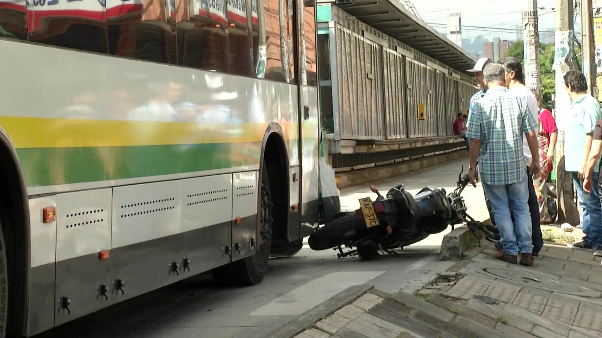 Usuarios de Metroplús piden mayor control