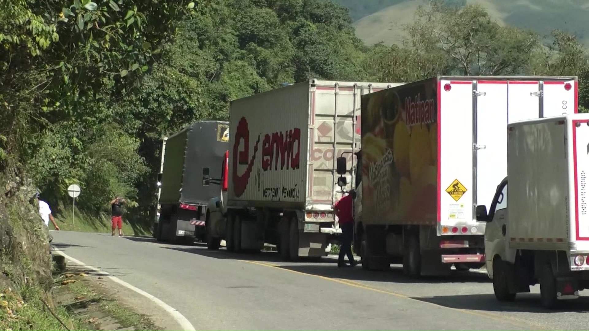 Enorme trancón en vía al Suroeste