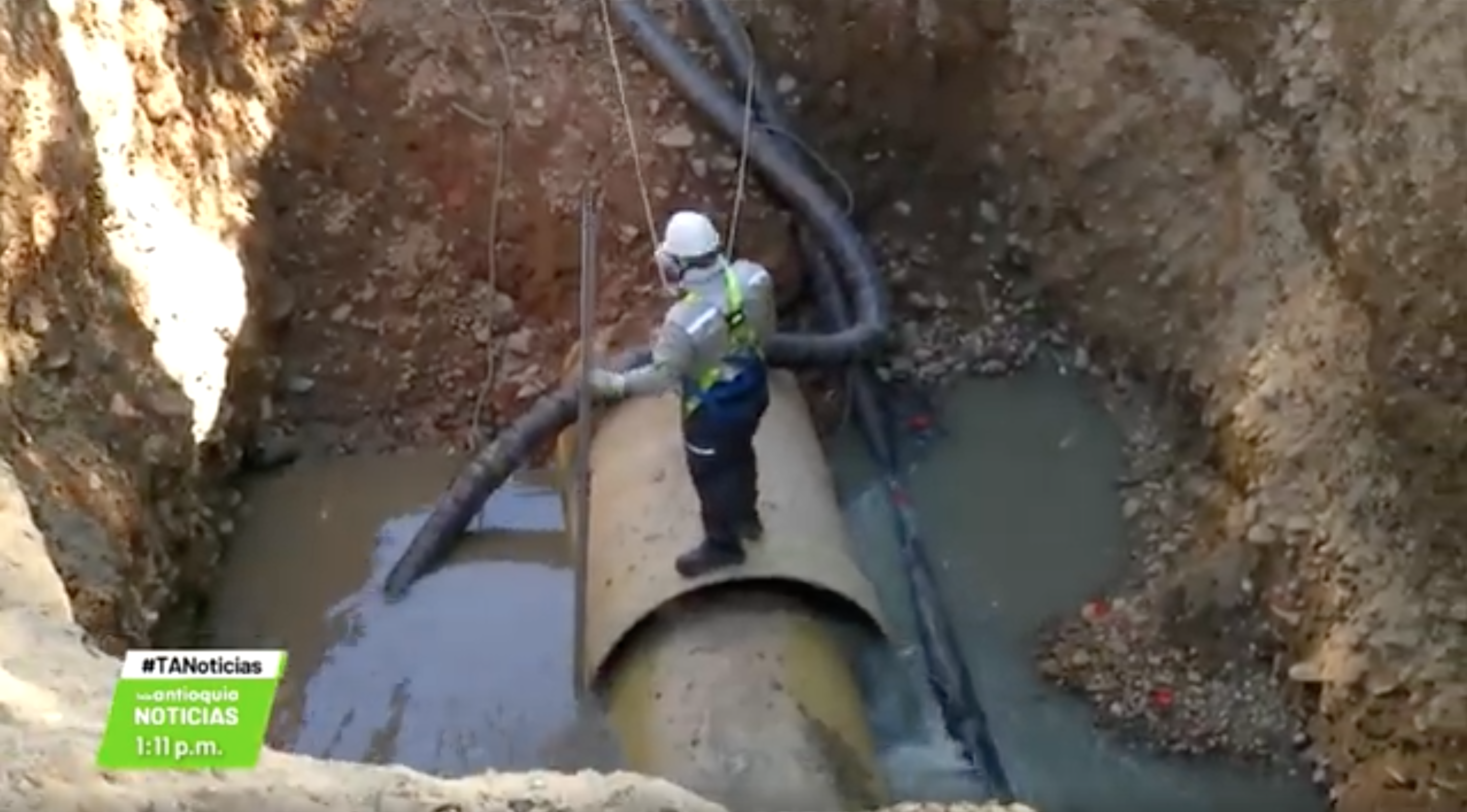 Continúan las obras en el hueco de la Regional