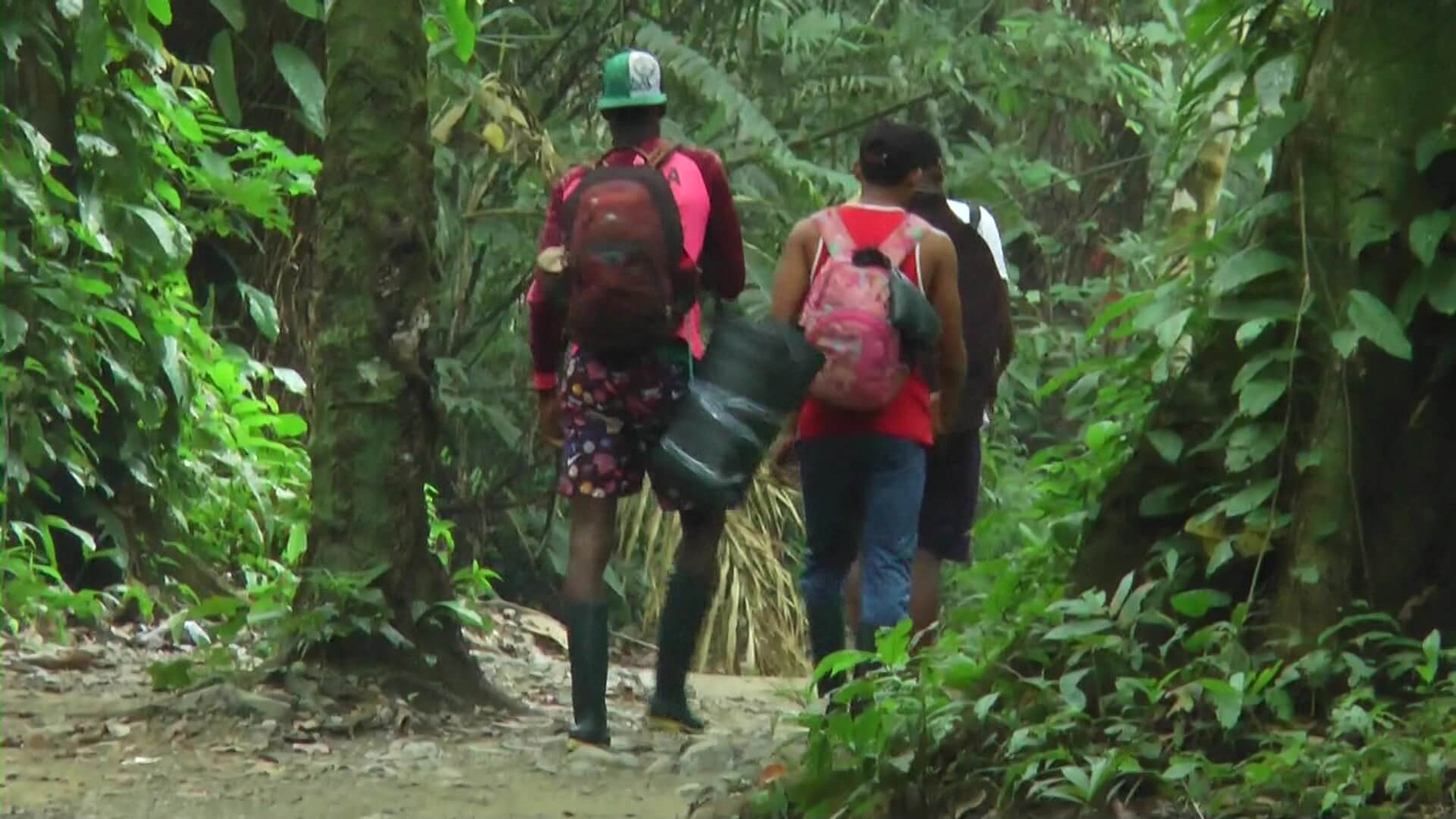 Diez rescatados en la selva del Darién