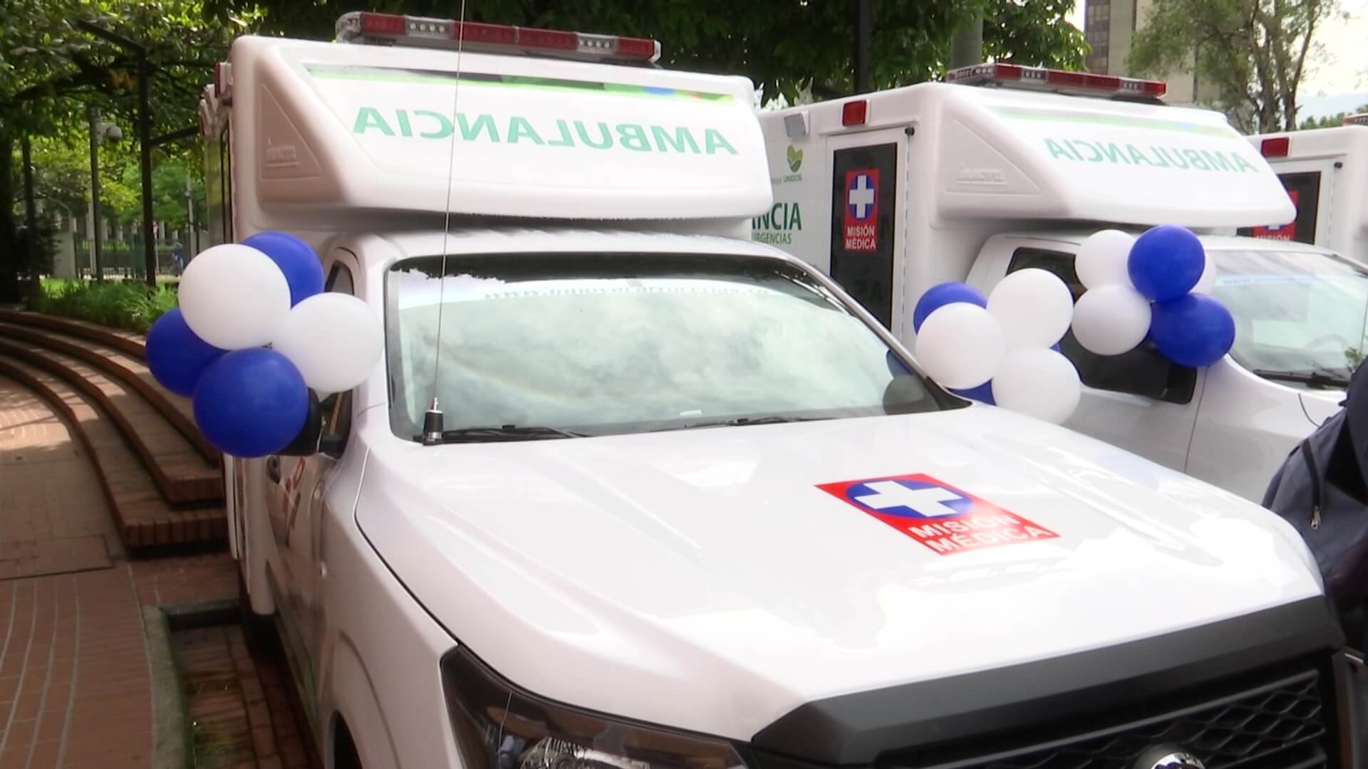 Entregan ambulancias a municipios del Bajo Cauca
