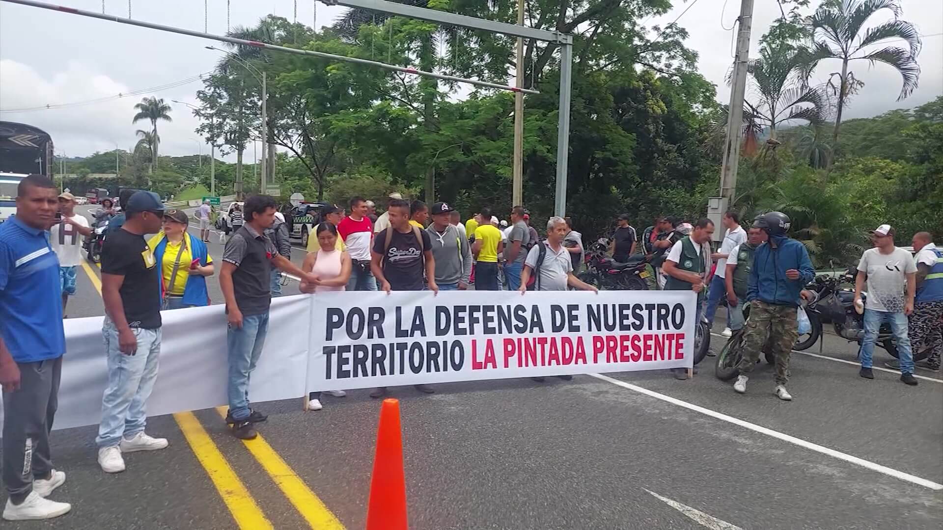 Paso intermitente mientras se dialoga