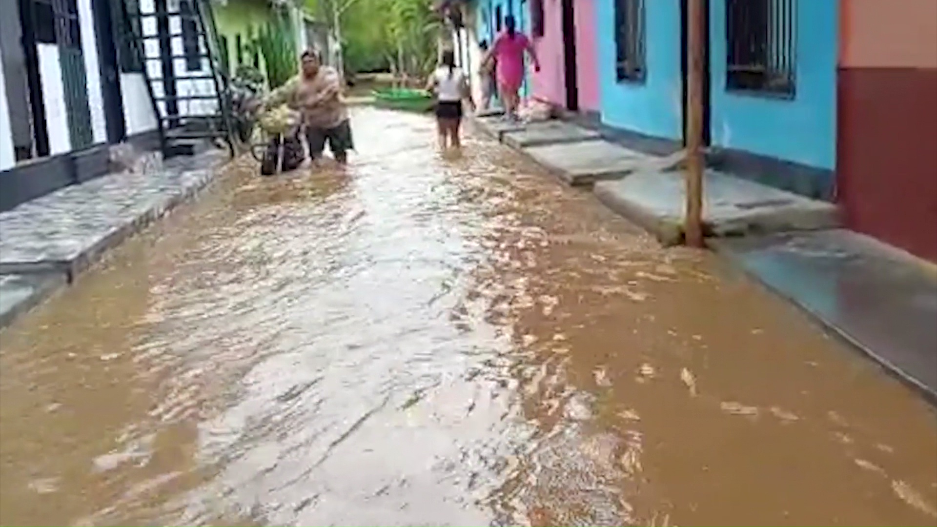 Lluvias afectan a familias de Puerto Triunfo