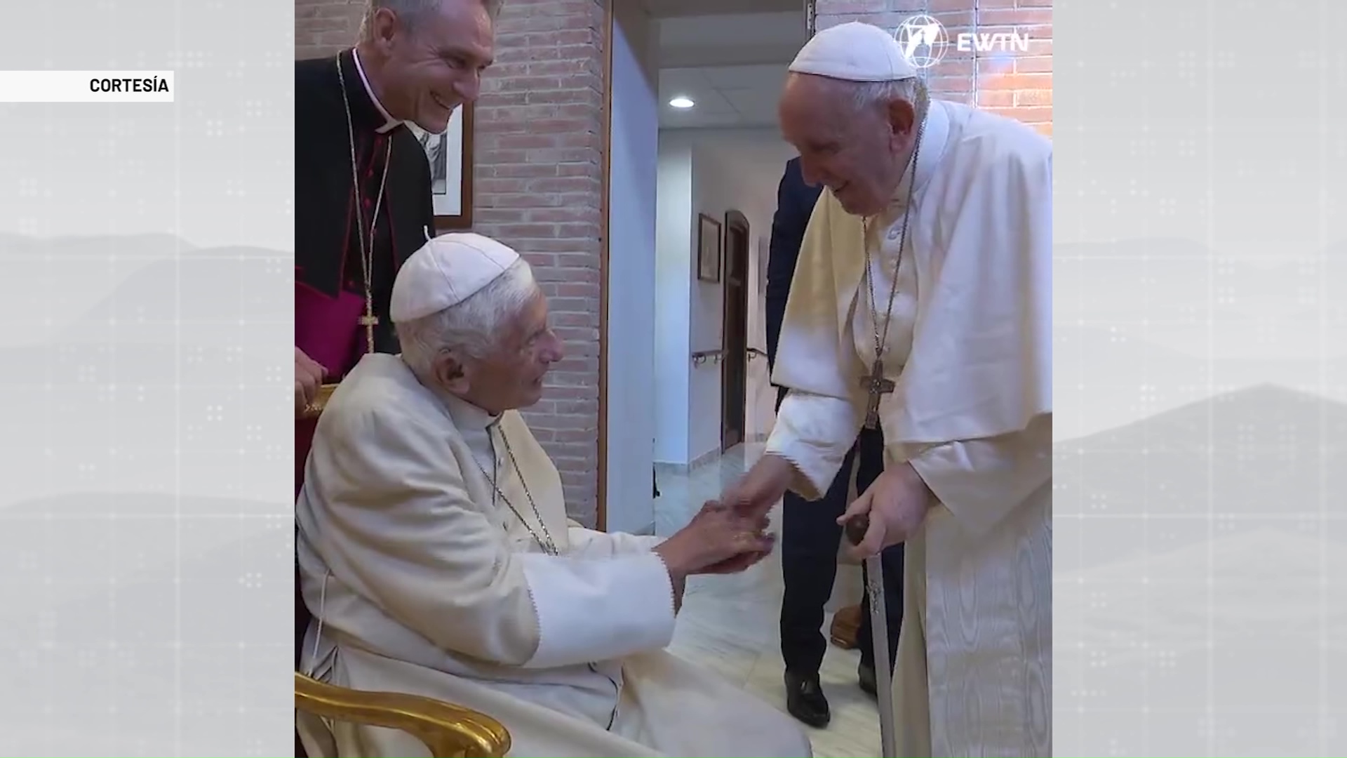 Papa Francisco y cardenales visitaron a Benedicto XVI