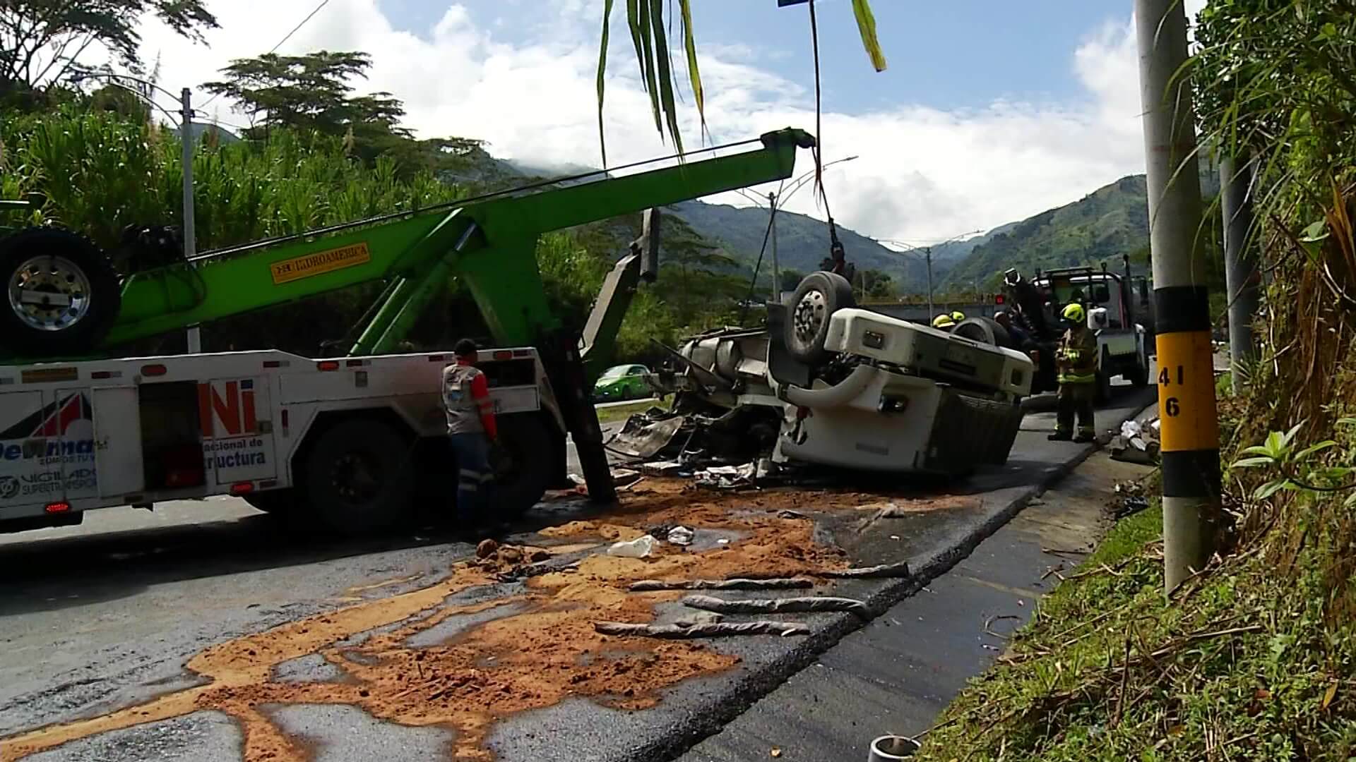 Dos personas fallecieron en accidente de tránsito