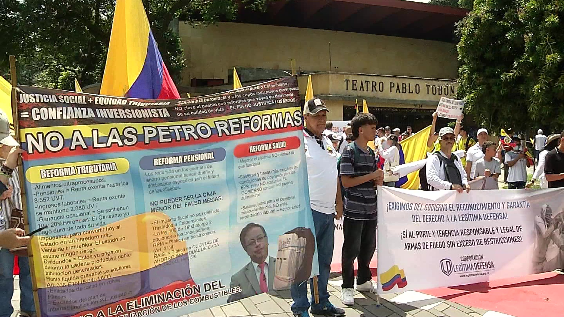 Marcha contra gobierno de Gustavo Petro