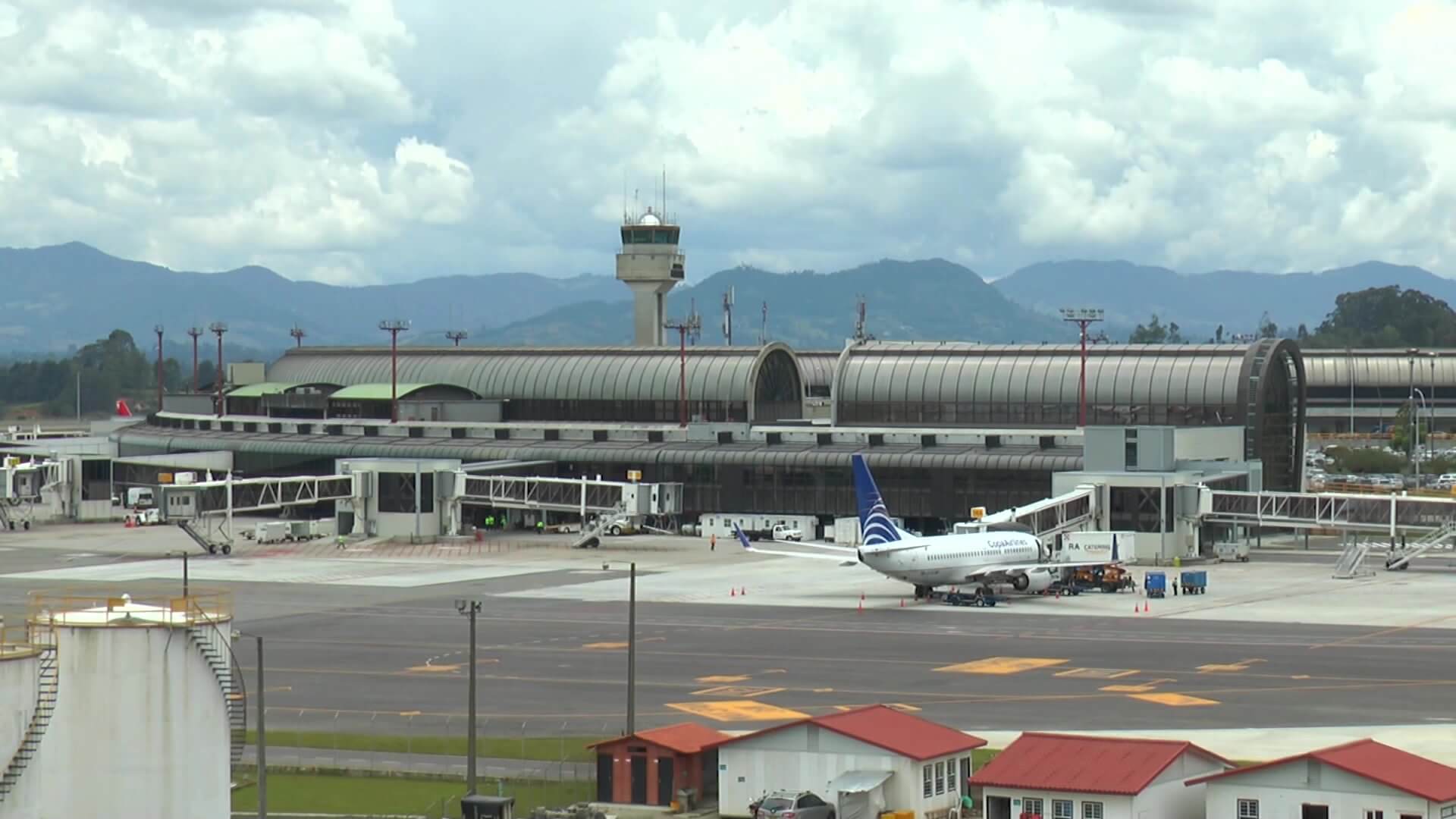 Antioquia proyecta su futuro aeronáutico