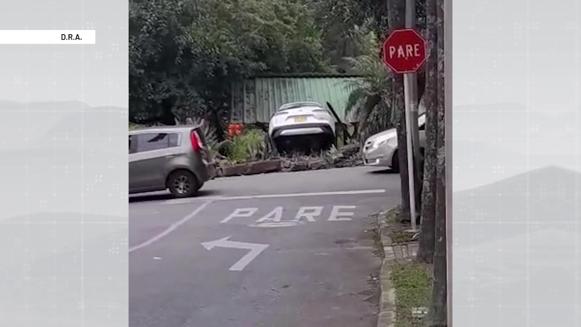 Camioneta sin control contra guardería