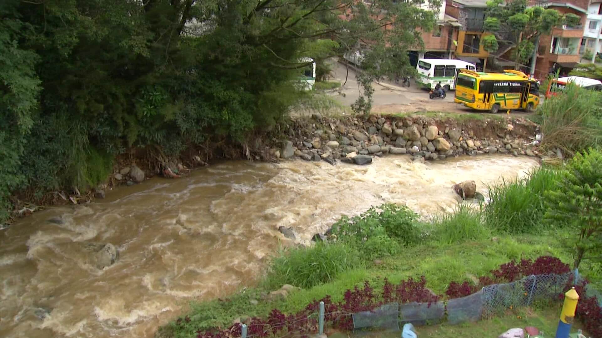 Piden muros de contención en la quebrada Santa Elena