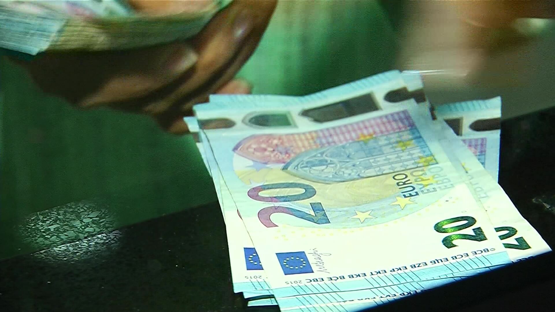 Euro se recupera: por encima de $5.000