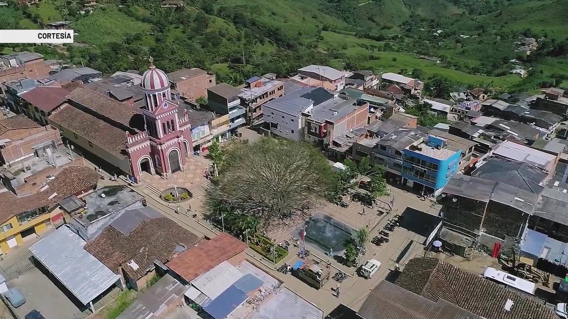 Golpean y amenazan al gerente del hospital de Campamento