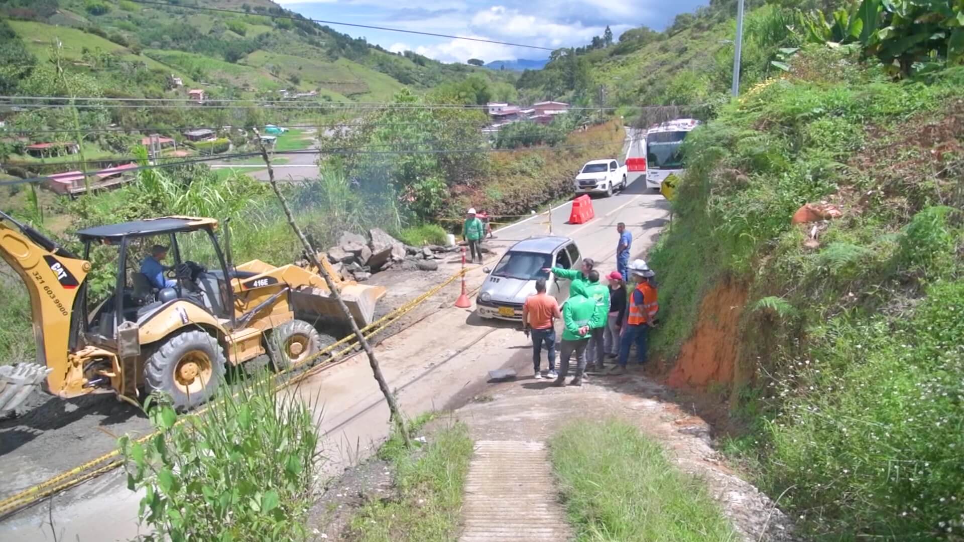 Habilitado un carril en vía El Peñol-Marinilla