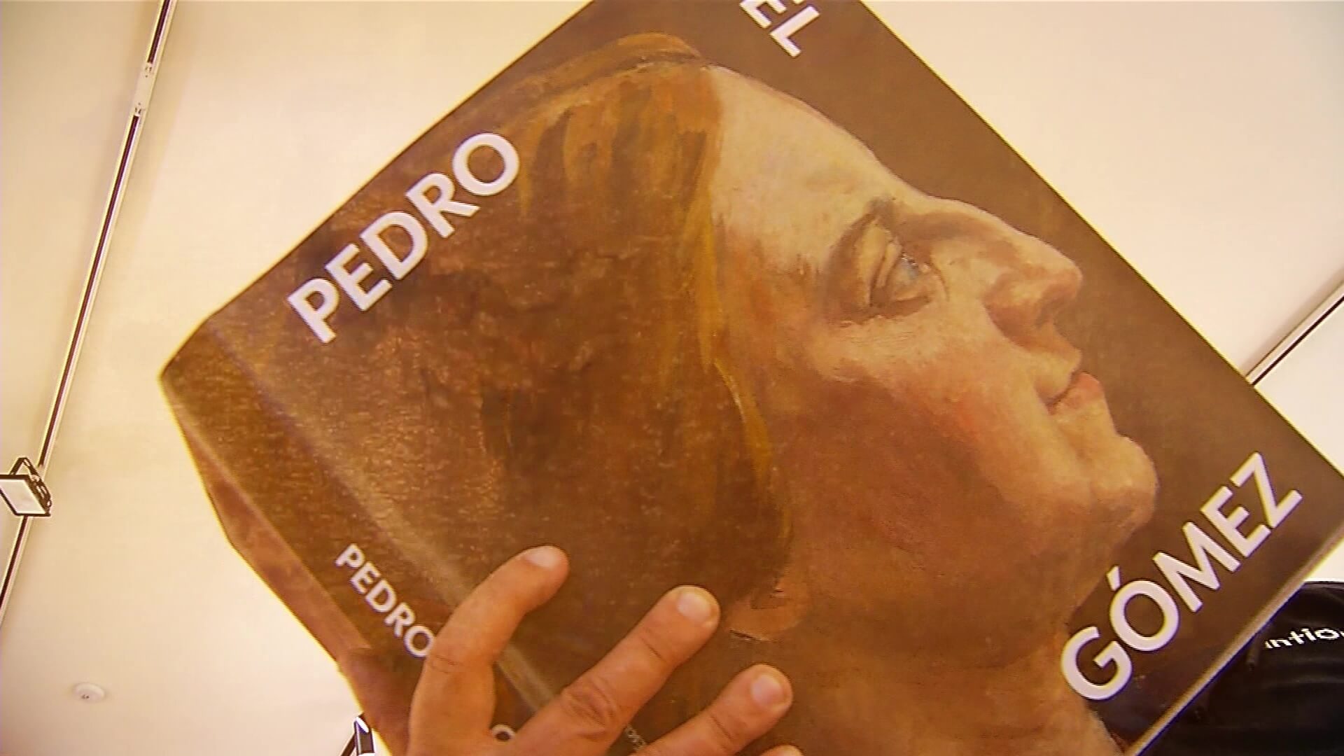 Libro con obras de Pedro Nel Gómez