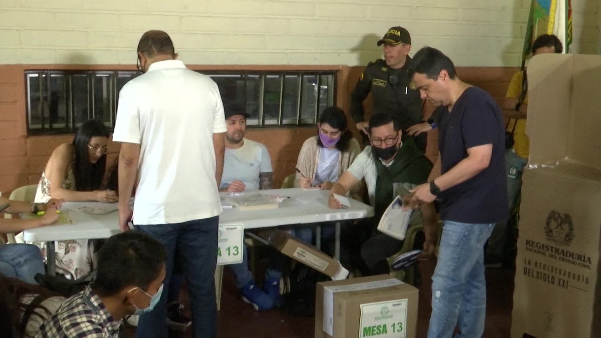 Piden convocar a votación de revocatoria