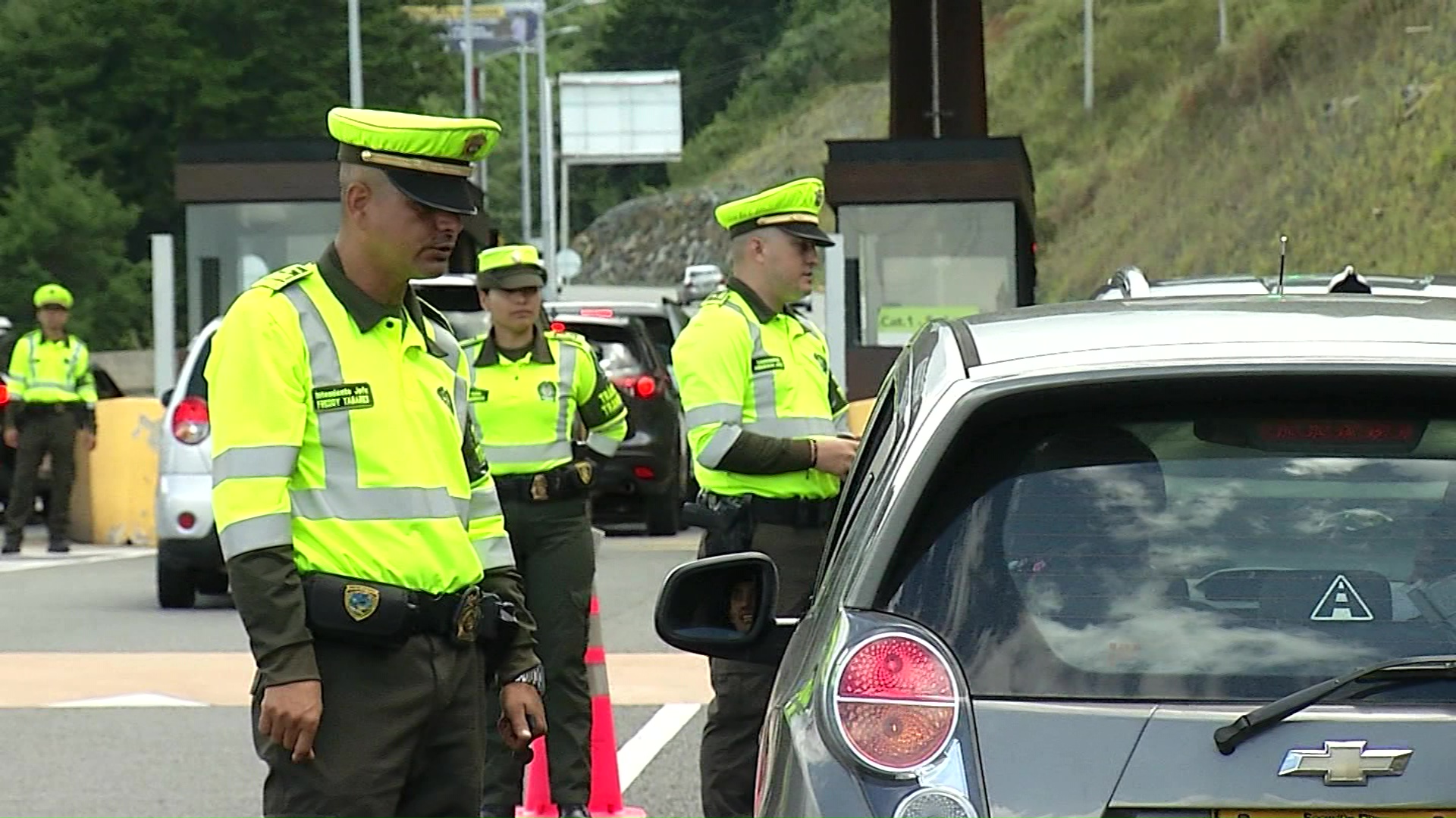 Acciones para controlar riñas en festividades