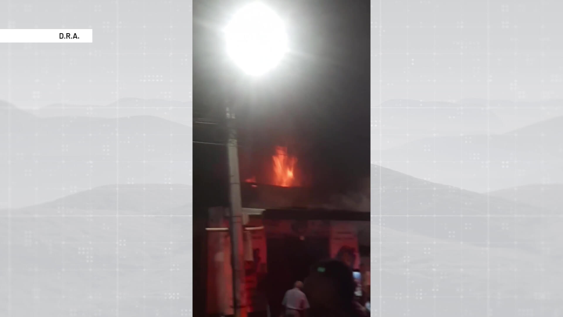 Dos locales afectados por incendio estructural en Caldas