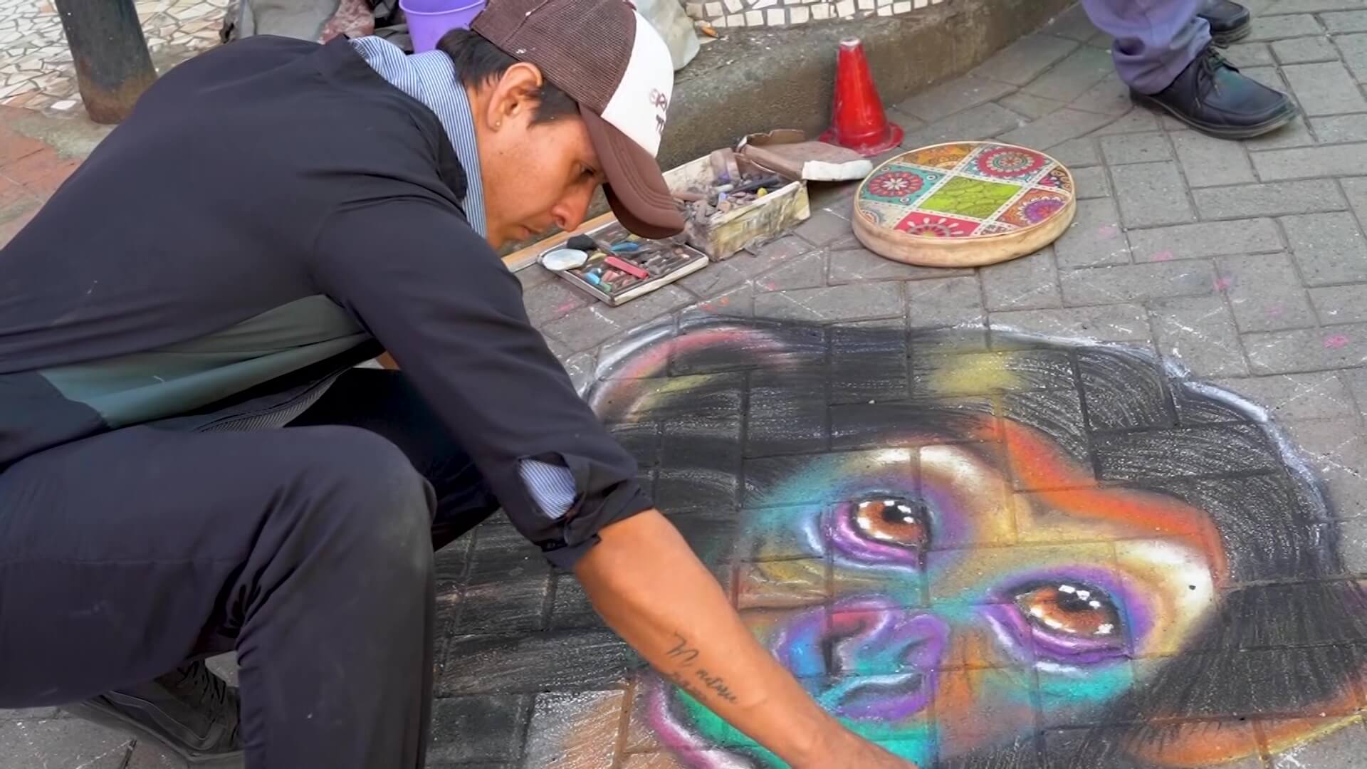 Fernando ‘Tiza’, maestro del arte madonnari