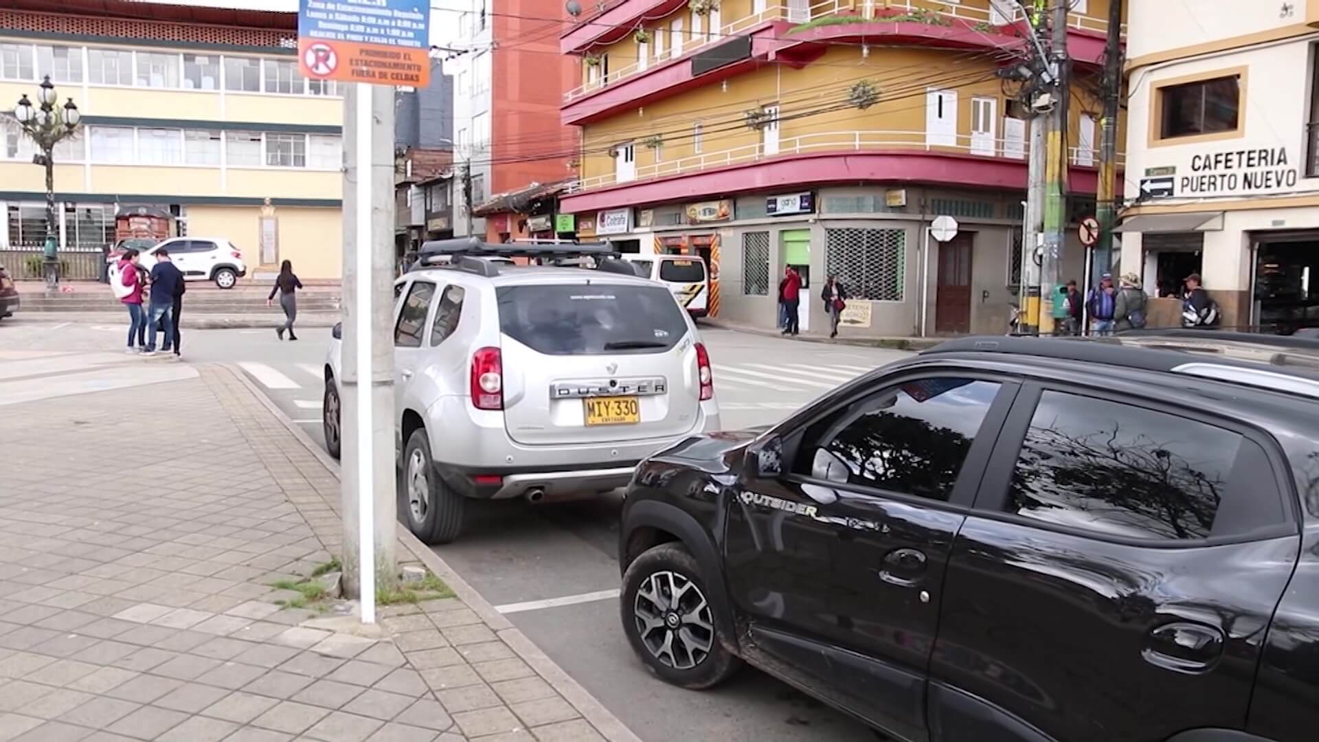 Malestar por zonas reguladas de parqueo