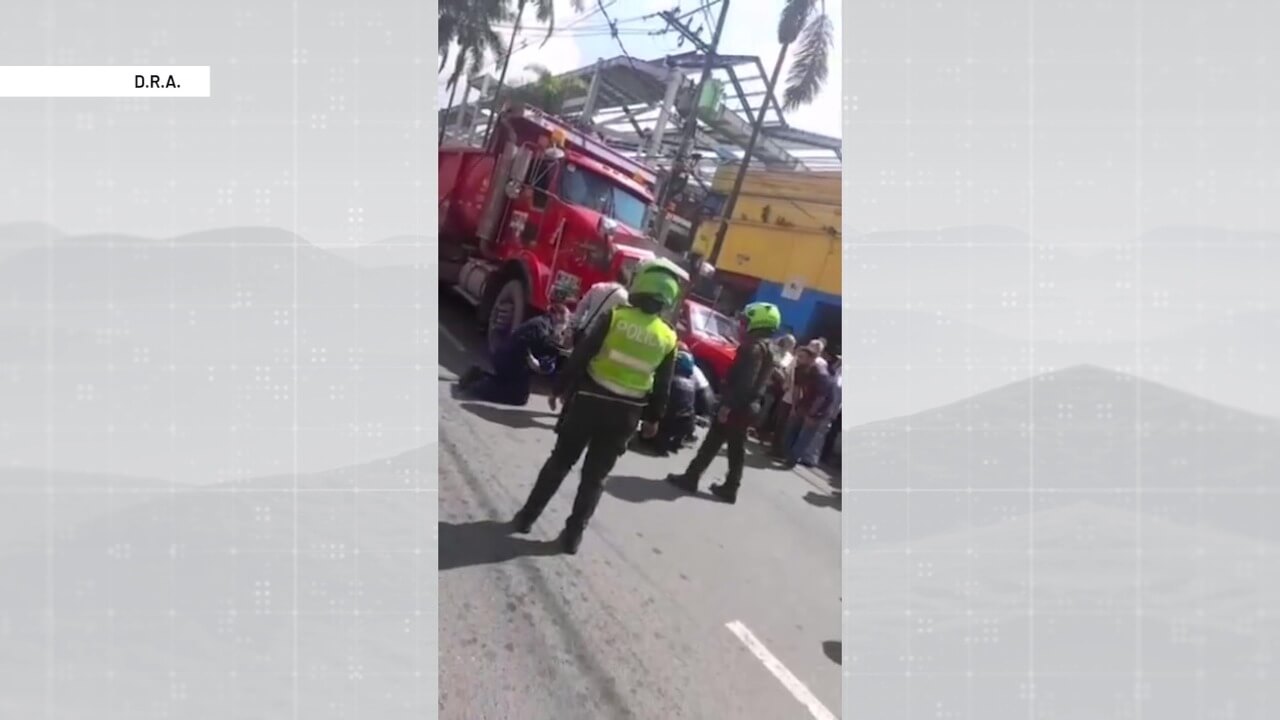 Peatón salió ileso de accidente con volqueta