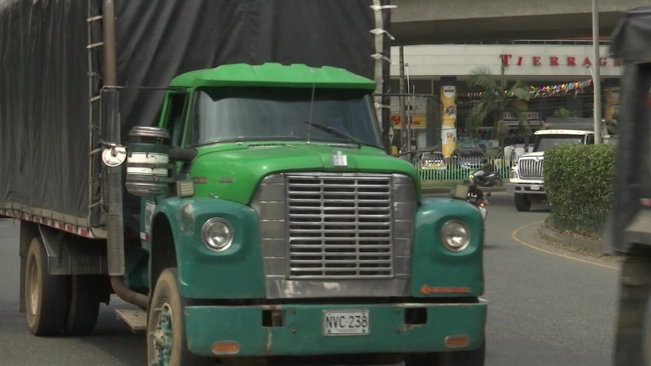 Transportadores pararían por alza de ACPM