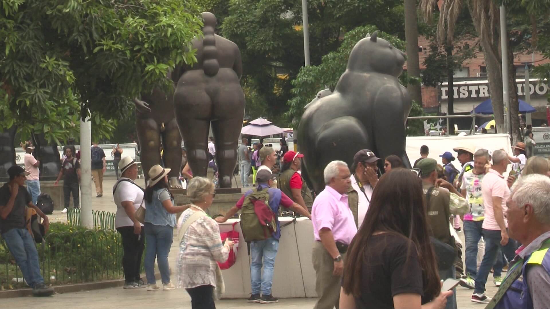 Entidades culturales rechazan cierre de la Plaza Botero