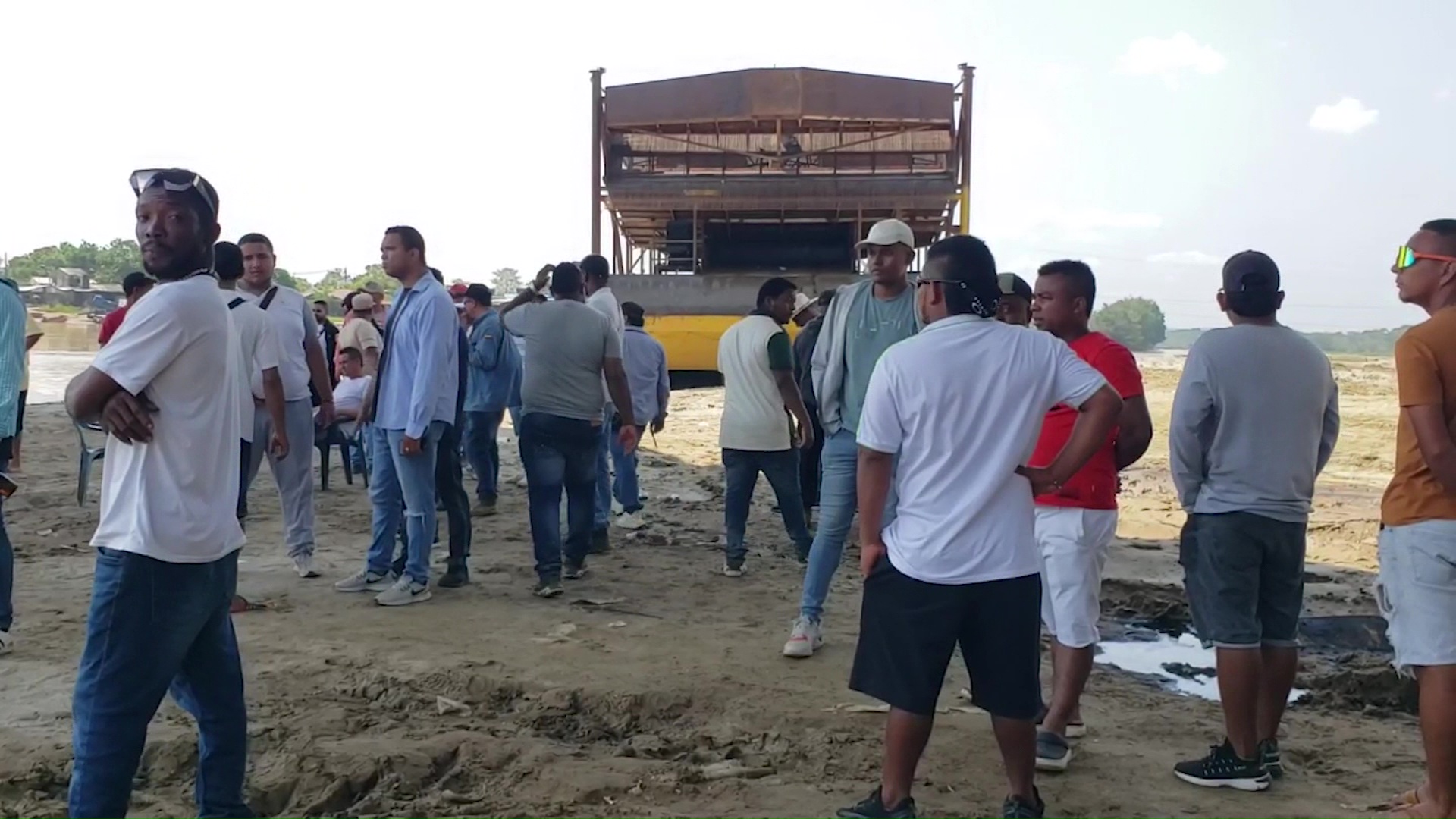 Mineros de El Bagre levantan el paro