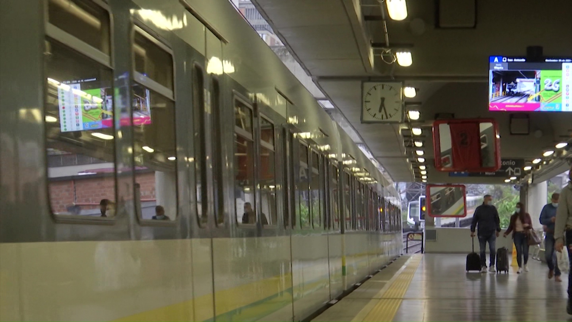 Petro anunció estudios para soterrar el Metro