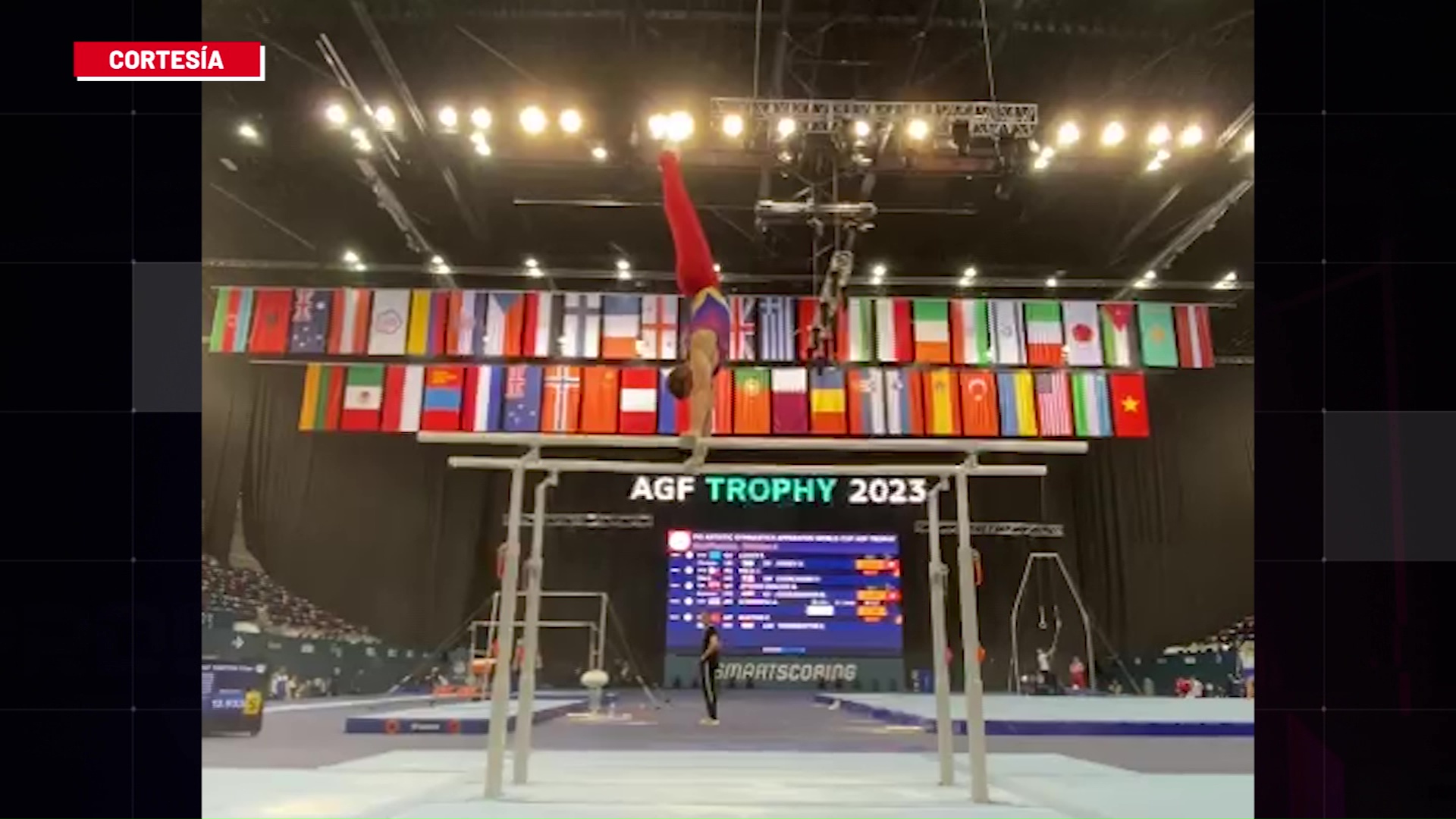 A la final de paralelas en la Copa del Mundo