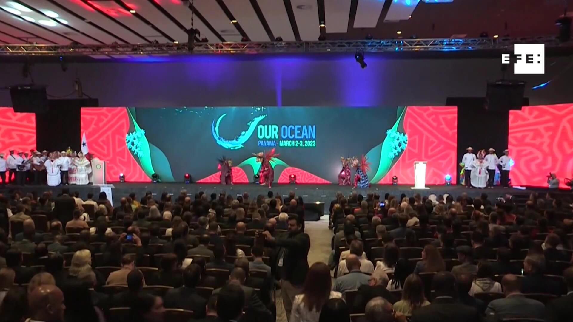 Definen acciones para proteger los océanos