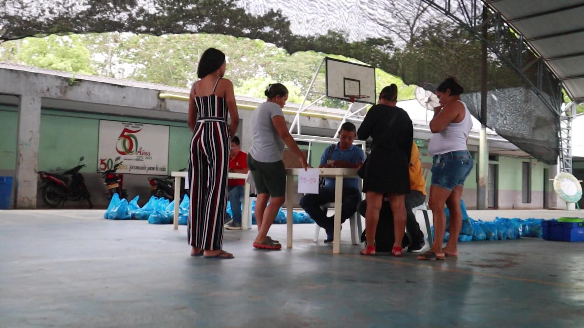 Empezó entrega de alimentos y ayuda humanitaria en Bajo Cauca