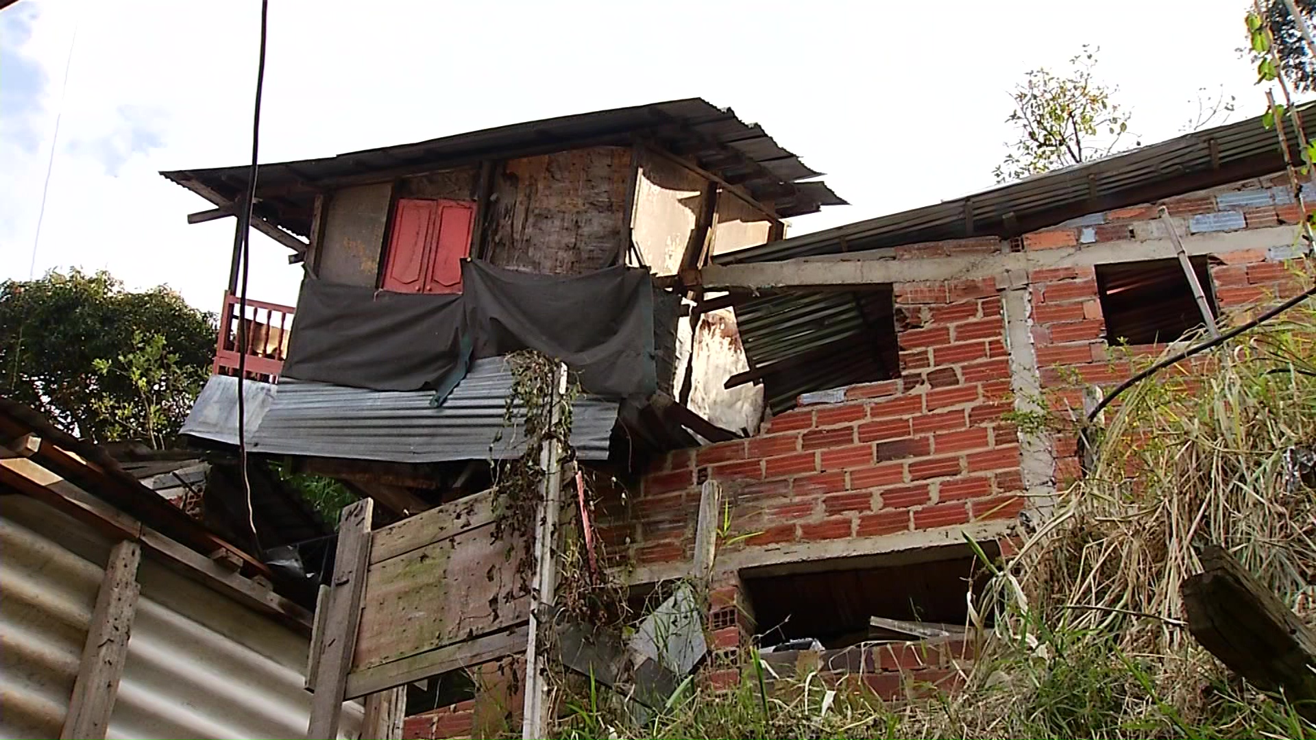 En riesgo viviendas en Itagüí